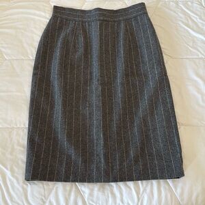 EUC Vintage Wool Skirt- Made in the USA Size 8